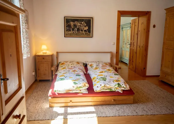 Landhauswohnung Mit Wildromantischem Garten Lägenhet Füssen